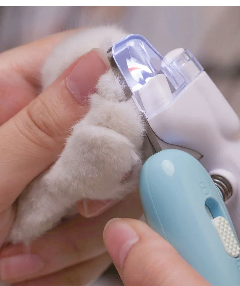 BrightClip™ LED Pet Nail Clippers