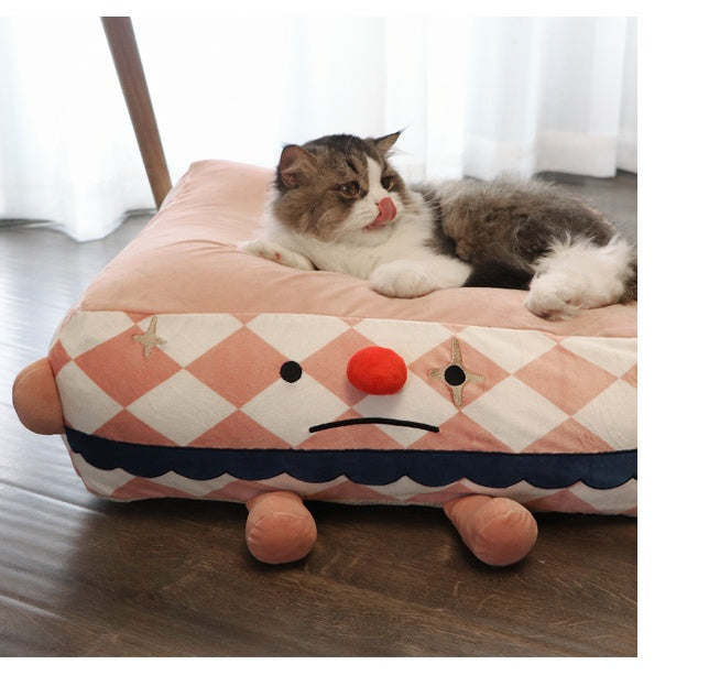 Circus Dreams Pet Bed